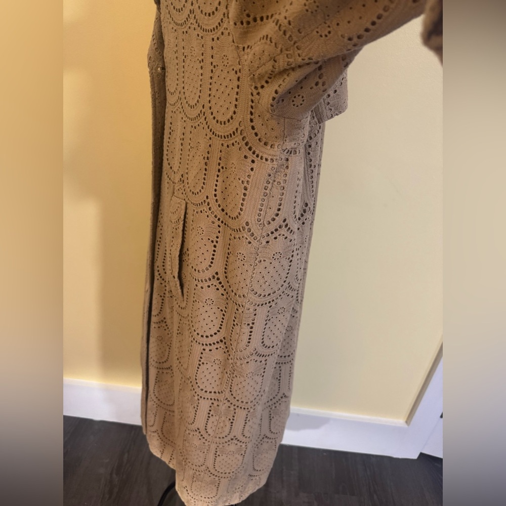 NWOT FARM Rio Pineapple Cotton Eyelet Trench Coat Size XL in Tan - Picture 10 of 15